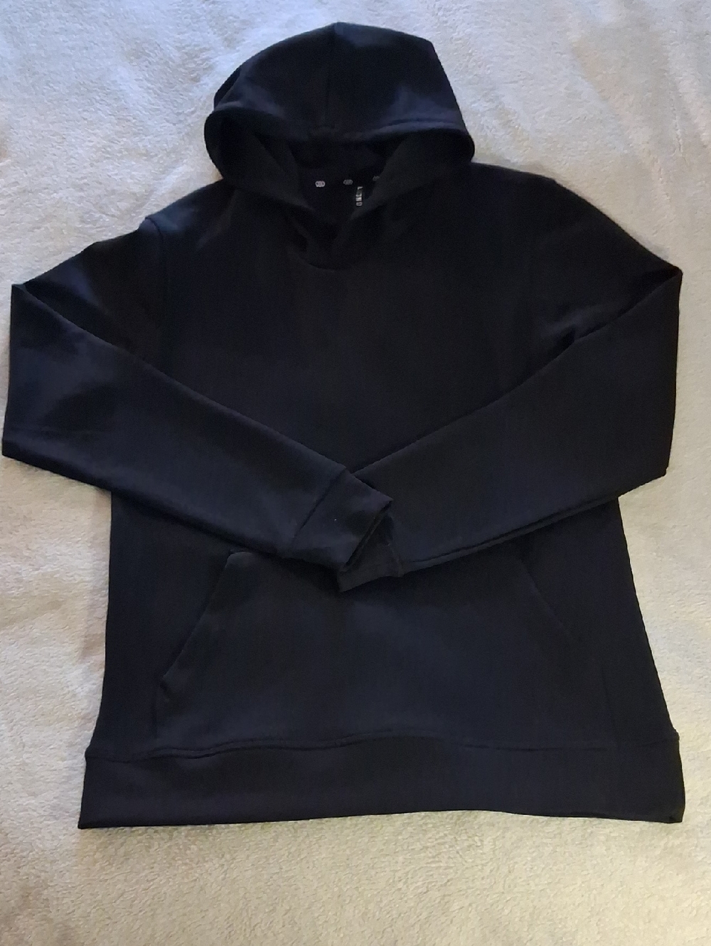 LEG3ND MENS BLACK HOODIE SIZE MEDIUM NWT COZY SOFT!